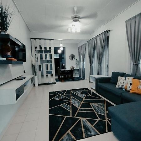 Sofea Guest House Kemaman Chukai Exterior photo