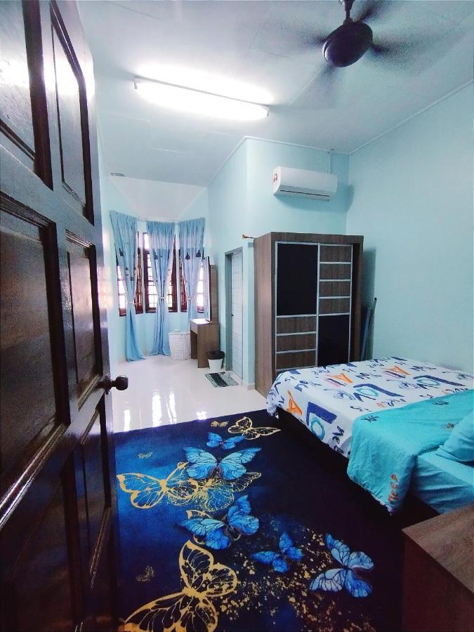 Sofea Guest House Kemaman Chukai Exterior photo